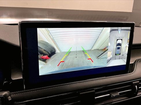 Used 2025 Lincoln Corsair Premiere w/ Equipment Group 101A image 20