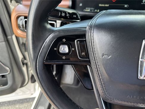 Used 2022 Lincoln Aviator Reserve RWD image 24