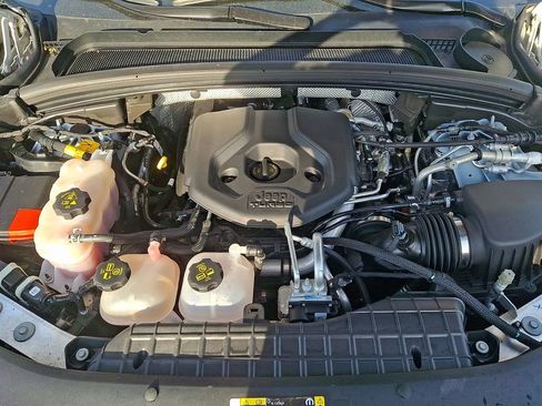 Used 2024 Jeep Grand Cherokee Limited 4xe image 29