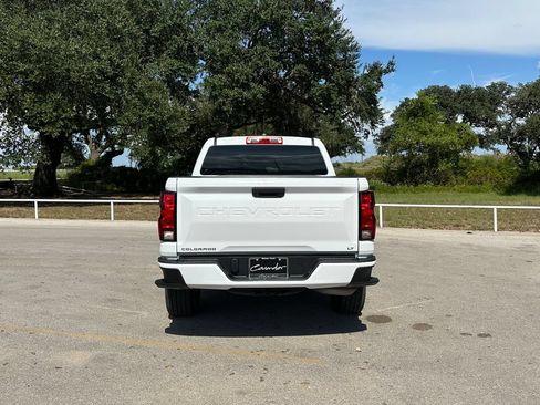 Used 2023 Chevrolet Colorado LT RWD image 6