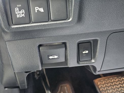 Used 2014 Lexus IS 250 w/ Premium Package RWD image 23