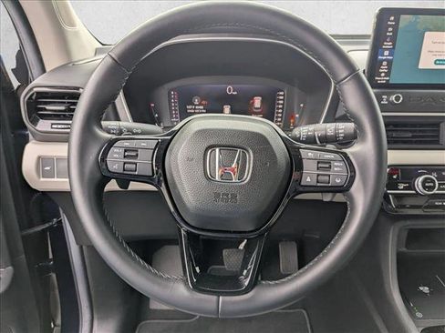 Certified 2026 Honda Passport RTL image 17