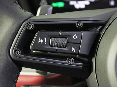 New 2026 Porsche Cayenne E-Hybrid Coupe image 24