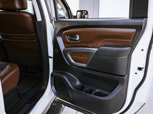 Used 2019 Nissan Titan Platinum Reserve w/ Platinum Utility Package image 26