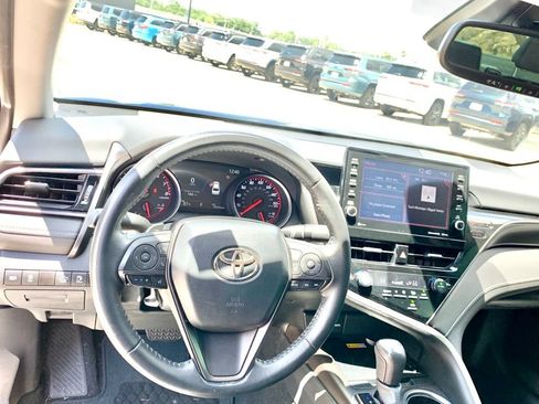 Used 2024 Toyota Camry XSE FWD image 11