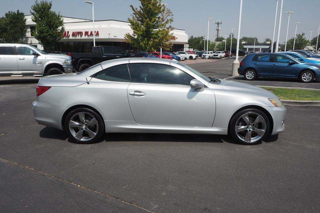 Used 2010 Lexus IS 250C w/ Luxury Pkg RWD image 8