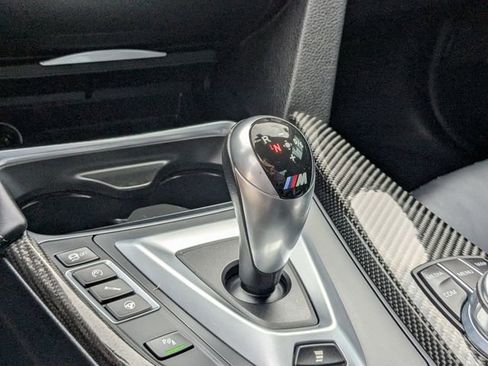 Used 2018 BMW M3 RWD image 23