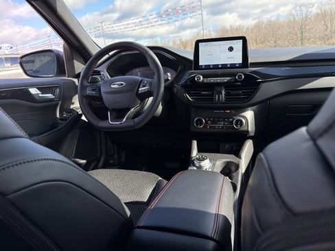 New 2026 Ford Escape ST-Line w/ Cold Weather Package image 32