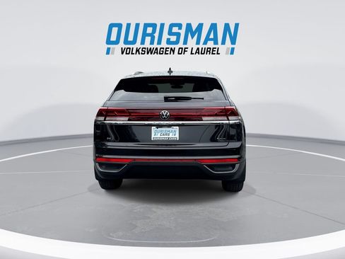 Used 2024 Volkswagen Atlas Cross Sport SE AWD/4WD image 7