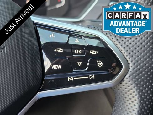 Used 2024 Volkswagen Tiguan SEL R-Line AWD/4WD image 29