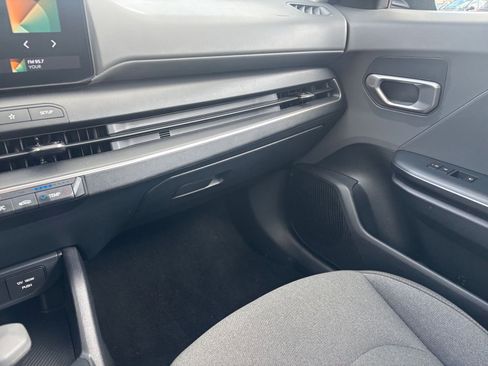 Used 2025 Kia K4 FWD image 34
