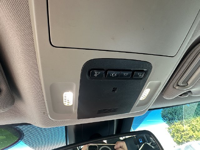 Used 2018 Toyota Camry XLE FWD image 28