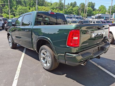 New 2026 RAM 1500 Big Horn AWD/4WD image 4
