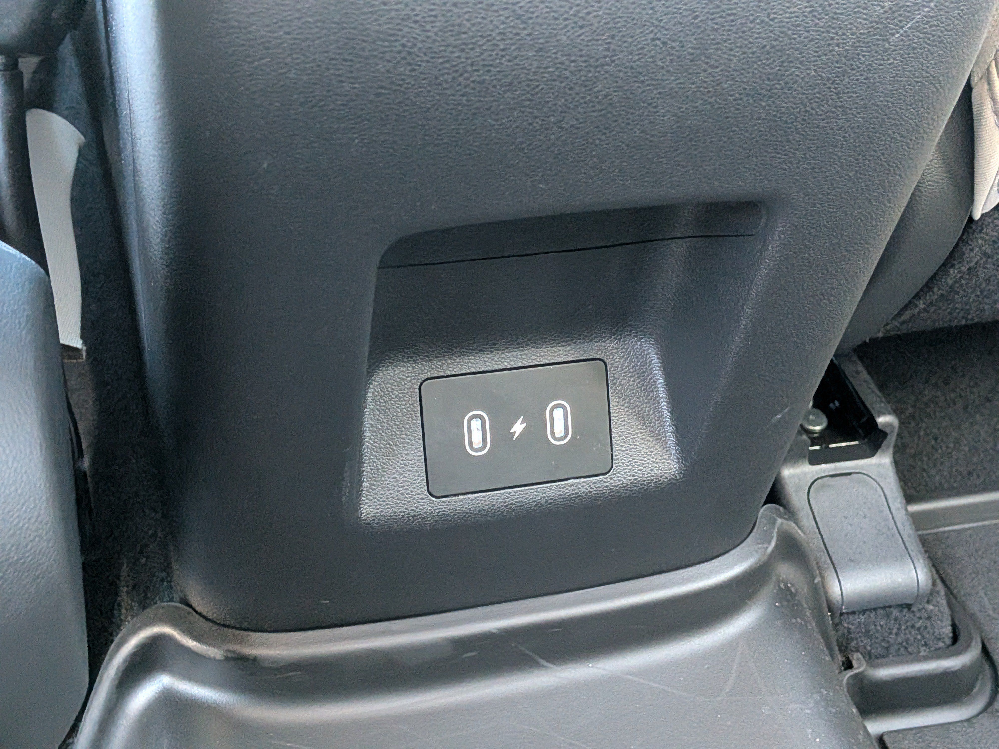 Used 2025 Hyundai Tucson SEL FWD image 16