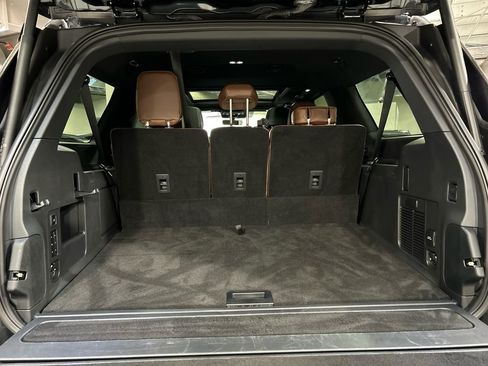 Used 2026 Lincoln Navigator L Reserve AWD/4WD image 28