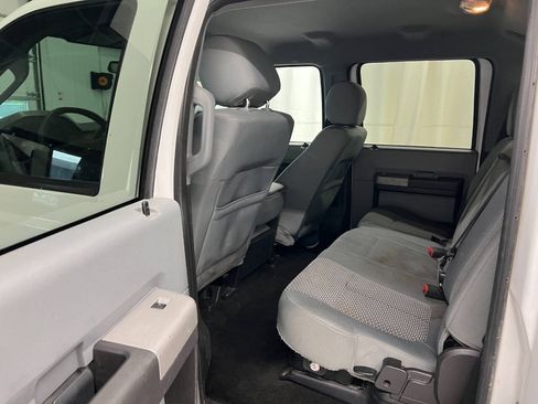Used 2015 Ford F250 XLT AWD/4WD image 9