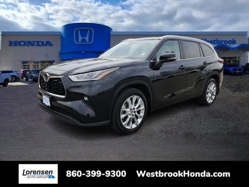 Used 2022 Toyota Highlander Limited image 1