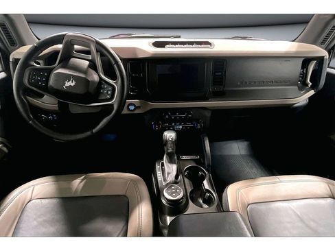 Used 2022 Ford Bronco Wildtrak image 16