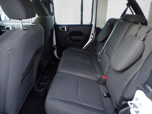 Used 2023 Jeep Wrangler Unlimited w/ Cold Weather Group image 8