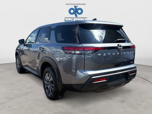 Used 2025 Nissan Pathfinder S w/ Cargo Package AWD/4WD image 3