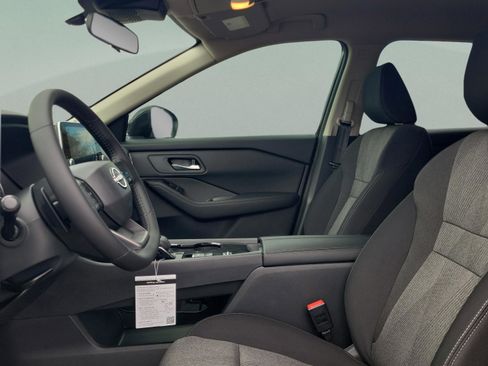 New 2026 Nissan Rogue SV image 22