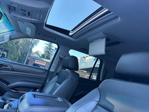 Used 2018 Chevrolet Tahoe LT w/ LT Signature Package AWD/4WD image 14