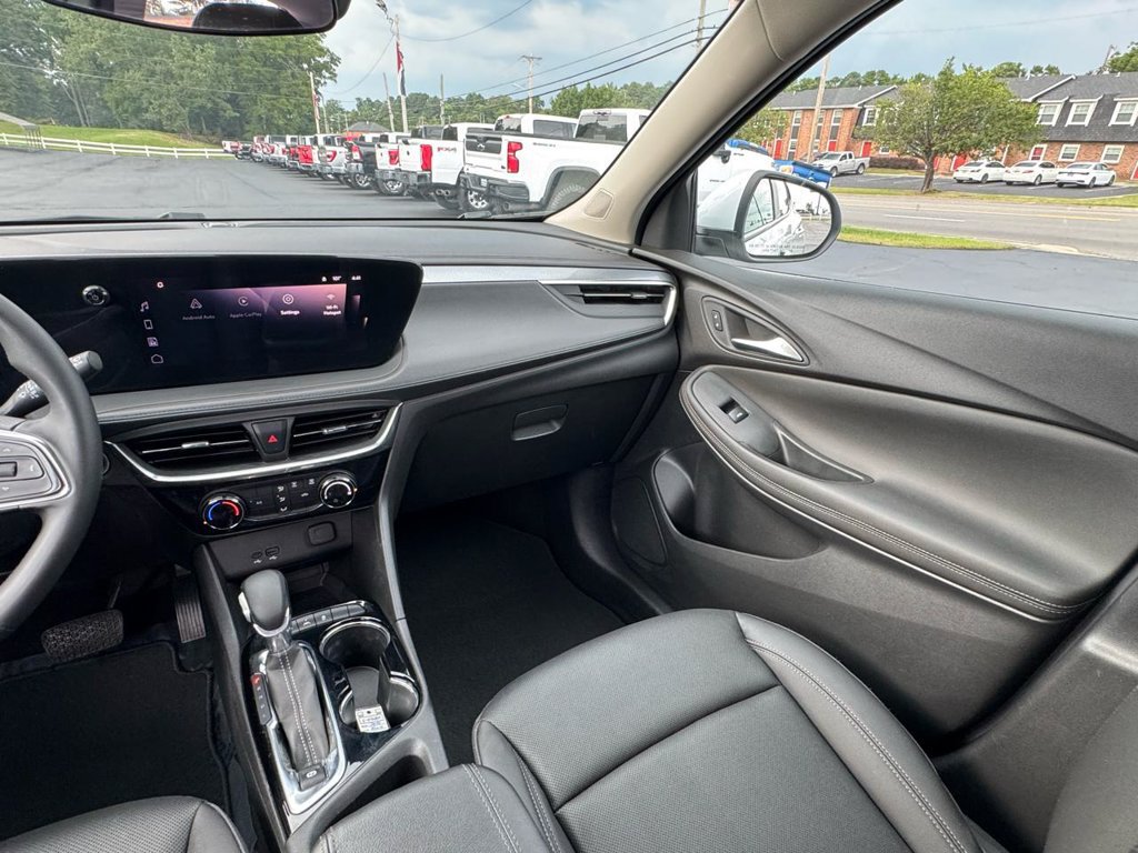 Used 2024 Buick Encore GX Sport Touring AWD/4WD image 21