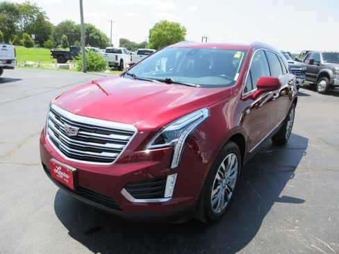 Used 2018 Cadillac XT5 Premium Luxury FWD image 11
