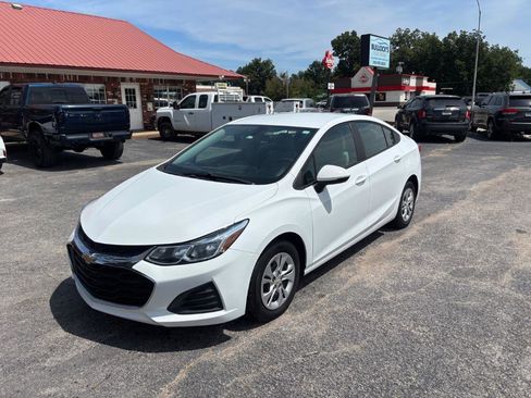 Used 2019 Chevrolet Cruze LS w/ LS Fleet Convenience Package image 1