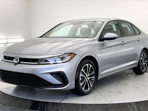 New 2026 Volkswagen Jetta Sport image 2