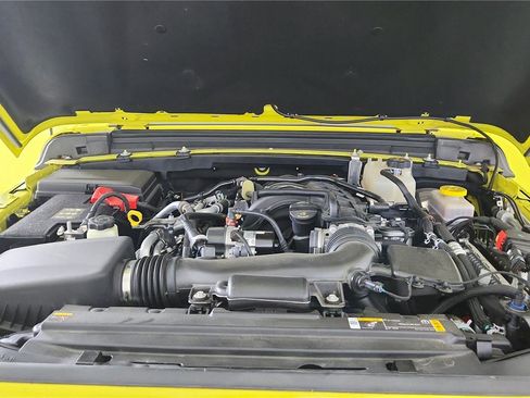 Used 2023 Jeep Wrangler Unlimited Sport AWD/4WD image 31