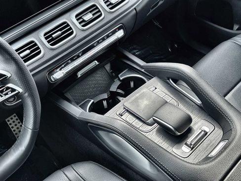 Used 2025 Mercedes-Benz GLS 450 4MATIC image 22