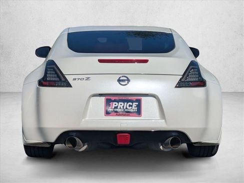 Used 2020 Nissan 370Z Coupe RWD image 7