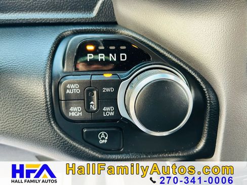Used 2019 RAM 1500 Big Horn AWD/4WD image 28