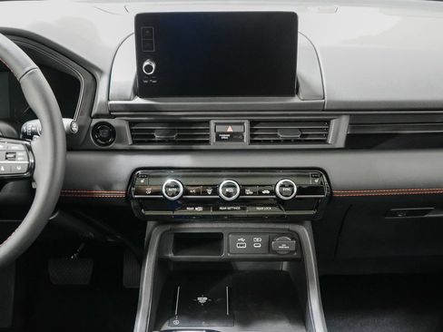 New 2025 Honda Pilot TrailSport image 28