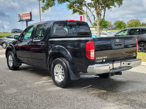 Used 2017 Nissan Frontier SV RWD image 8