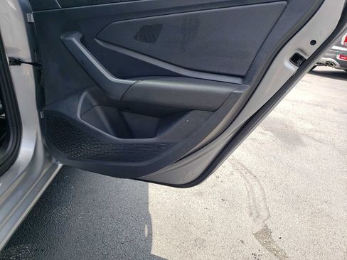 Used 2021 Volkswagen Jetta SE w/ SE Cold Weather Package FWD image 26
