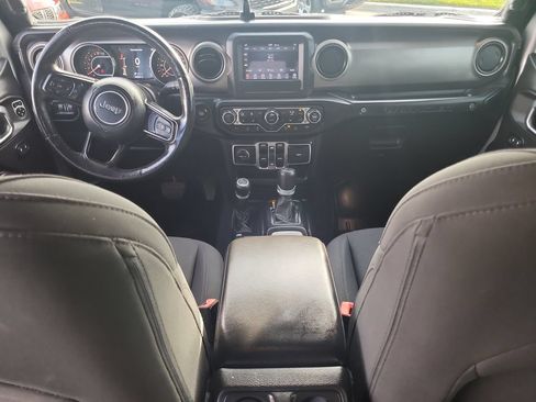 Used 2019 Jeep Wrangler Unlimited Sport S AWD/4WD image 13