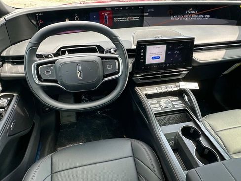 New 2025 Lincoln Nautilus Premier w/ Equipment Group 102A image 27