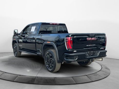 Used 2024 GMC Sierra 2500 AT4 w/ AT4 Premium Plus Package image 5