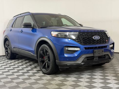 Used 2020 Ford Explorer ST w/ ST Street Pack AWD/4WD image 7