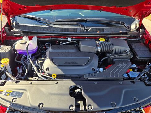 New 2026 Chrysler Pacifica Select image 32