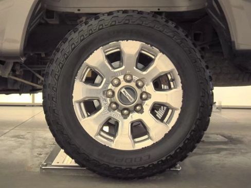 Used 2018 Ford F250 Lariat w/ Chrome Package AWD/4WD image 6