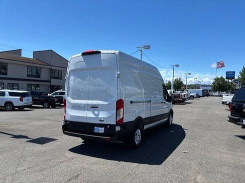 Used 2025 Ford Transit 250 148 High Roof RWD image 5