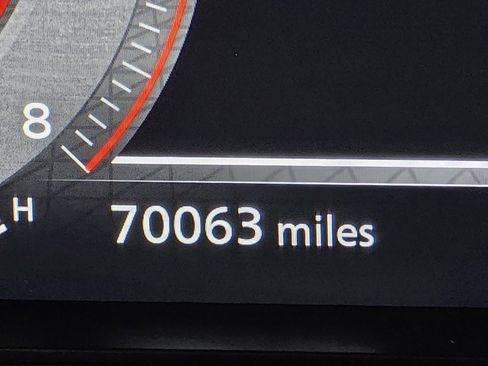 Used 2023 Nissan Pathfinder Platinum image 36