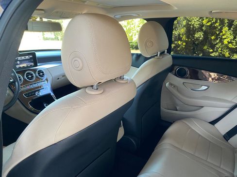 Used 2018 Mercedes-Benz C 300 Sedan image 38