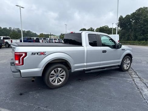 Used 2017 Ford F150 XL w/ Equipment Group 101A Mid RWD image 4