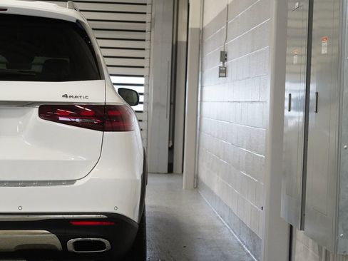 New 2026 Mercedes-Benz GLS 450 4MATIC image 13
