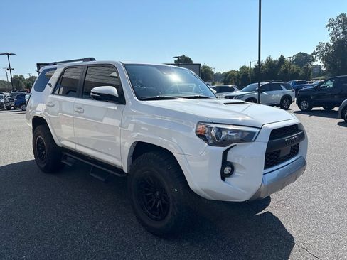 Used 2024 Toyota 4Runner TRD Off-Road Premium w/ Moonroof Package AWD/4WD image 11