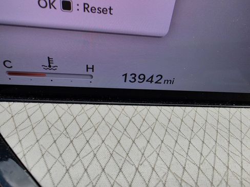Used 2025 Genesis GV80 3.5T Prestige AWD/4WD image 14